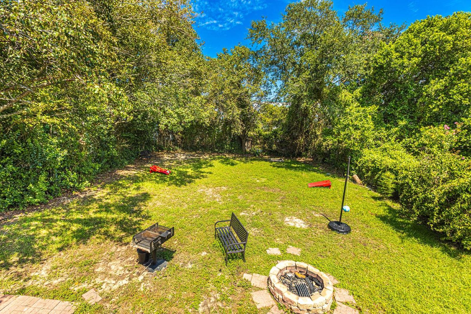 Gorgeous Centrally Located Ocean View 2 King, Huge Private Yard & Deck, Firepit, Bbq, & Game Tables Μιρτλ Μπιτς Εξωτερικό φωτογραφία