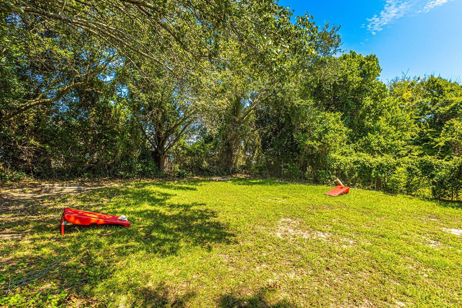 Gorgeous Centrally Located Ocean View 2 King, Huge Private Yard & Deck, Firepit, Bbq, & Game Tables Μιρτλ Μπιτς Εξωτερικό φωτογραφία